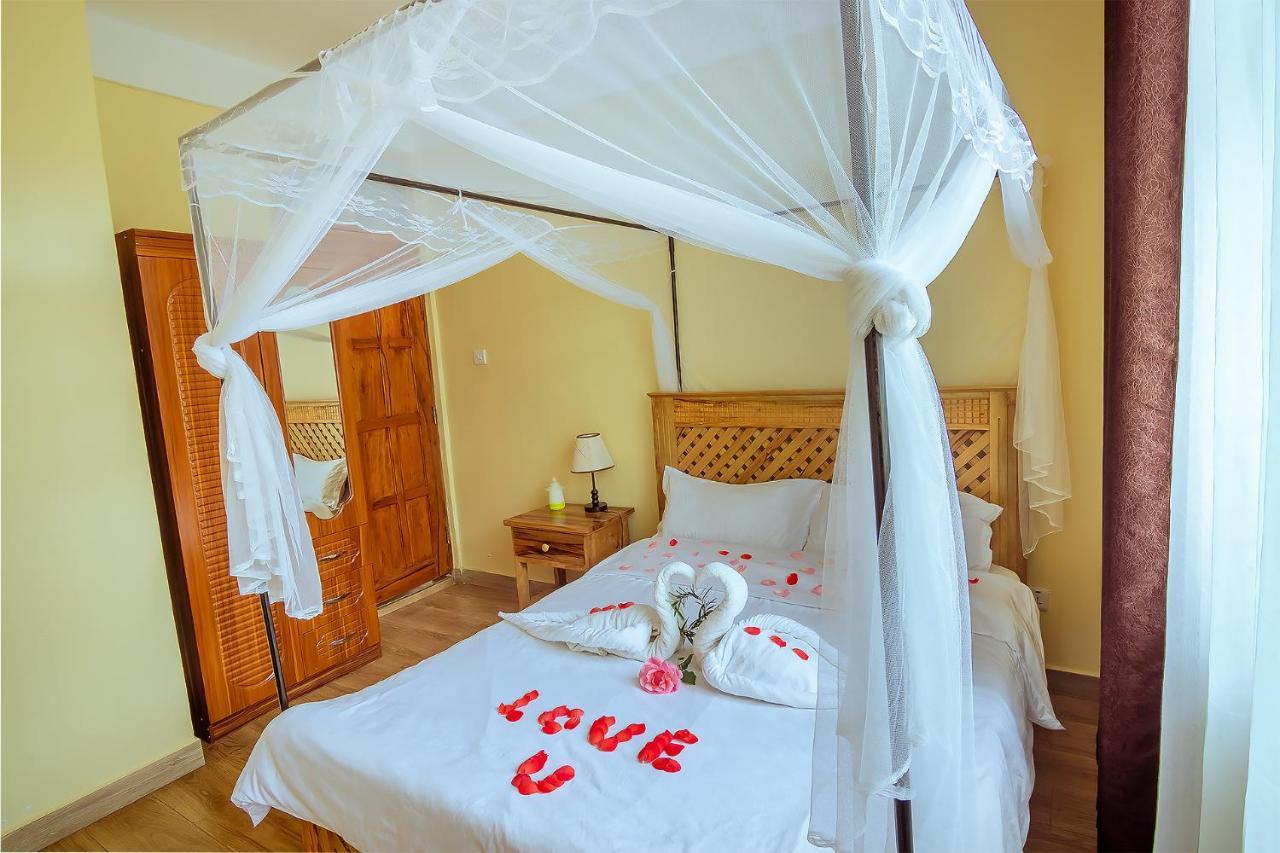 Rayan Apartments & Safaris Arusha Exterior foto